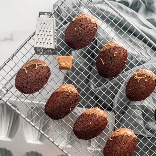 Chocolate Gingerbread Madeleines 